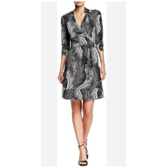 BCBGMaxAzria Wrap Dress L Large Black Ivory Gray Long Sleeve Washable - Picture 1 of 12